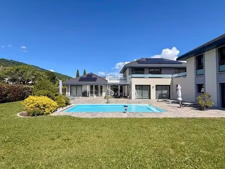 maison de luxe de 5 pièces en vente à chambéry  france