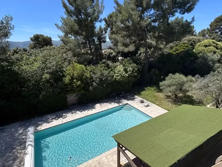 appartement 3 pièces - 68 m²