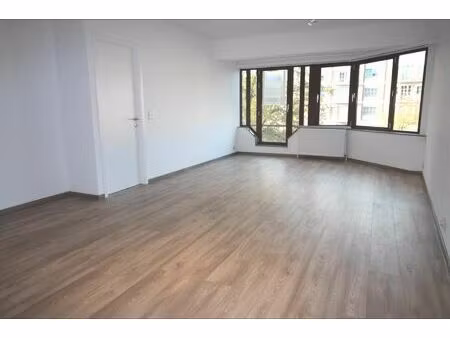 appartement à louer à avenue paul hymans 54 woluwe-saint-lambert (vbe34092)