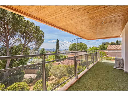 appartement avec terrasse et garage en centre ville d'aix-en-provence