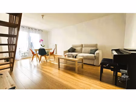 appartement duplex avec balcon et garage - nantes haluchere