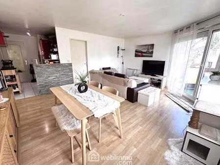 vente appartement 2 pièces 47 m² évry-courcouronnes (91000)