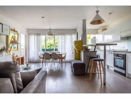 le mesnil le roi appartement 4 pièces avec 2 balcons