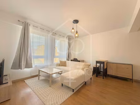 location appartement 2 pièces 37 m² à metz (57000)