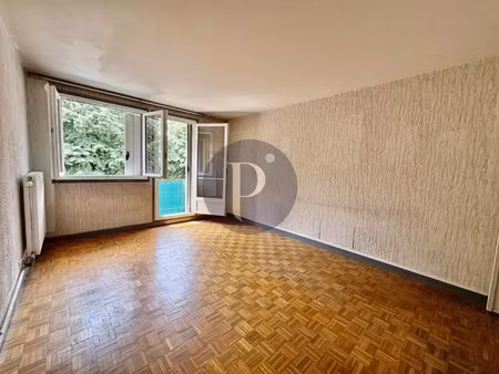 appartement 3 pieces - box - cave