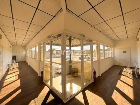 vente bureaux 855 m²