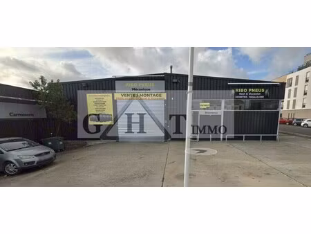 location entrepôt la ville du bois 91620 900m²