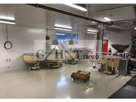 location entrepôt montreuil 93100 1337m²