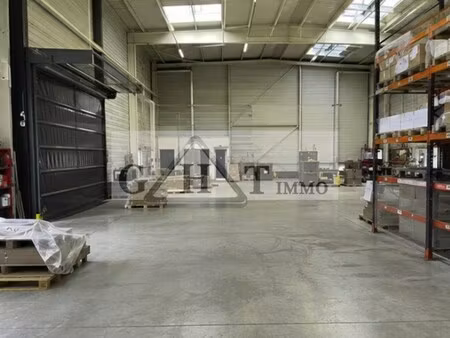 location entrepôt villeneuve la garenne 92390 1300m²