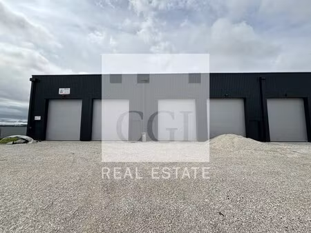 location local d’activités bonnefamille 38090 137m² à 274m²