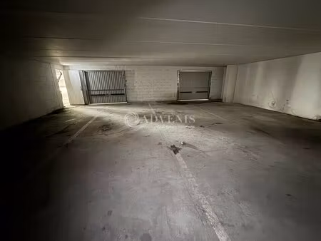 vente local d’activités evry courcouronnes 91080 100m²