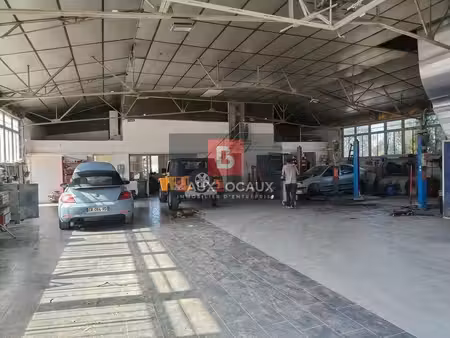 vente local d’activités grans 13450 370m²