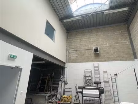 location local d’activités moussy le neuf 77230 155m²
