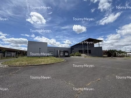 location local d’activités terssac 81150 2330m²