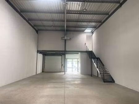 location local d’activités toulouse 31100 296m² à 1184m²
