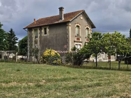 maison 4 chambres garage dépendance et grand terrain