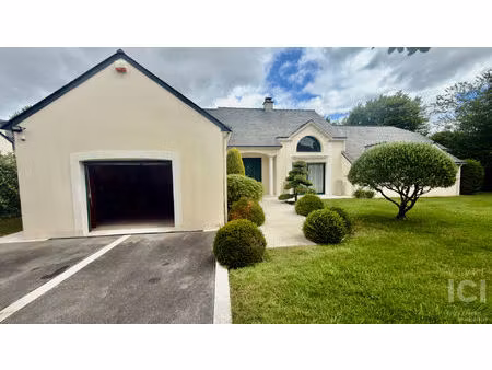 - superbe maison 6 pièces avec piscine à carquefou-bois saint lys -180m²
