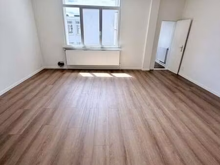 appartement à louer à antwerpen € 995 (lp6e5) - | zimmo