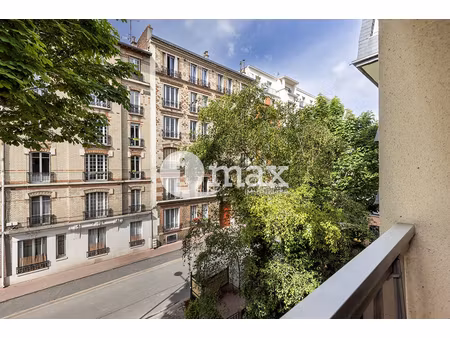 asnieres gare - grand 2 pieces de 53m² balcon et box - 345 000 euros