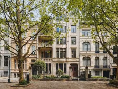 avenue molière: bien de prestige 3 chambres