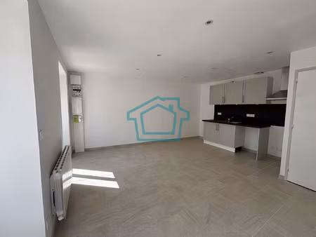 appartement f2 avec jardin déporté - galluis