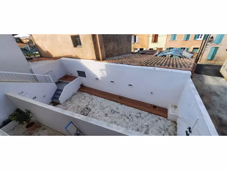 appartement la seyne sur mer 5 pièce(s)  cour 40m2