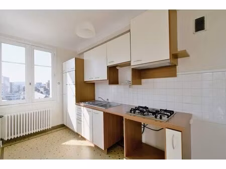 rennes - les champs libres - appartement t2