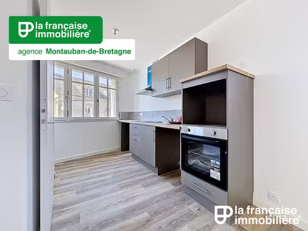 a louer - appartement t2 - 38.75 m² - centre bourg - rénover - saint-méen-le-grand