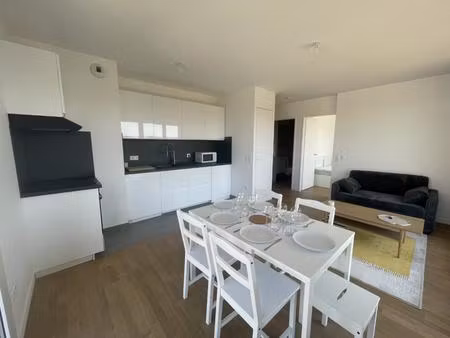 2 pieces -st ouen