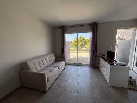 studio meublé avec parking