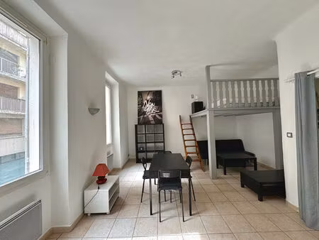 studio meuble 29m2 - 13004 marseille -