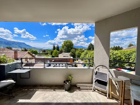 t3 + terrasse 68m² - hyper centre ville