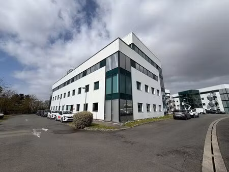 location bureaux 160 m²