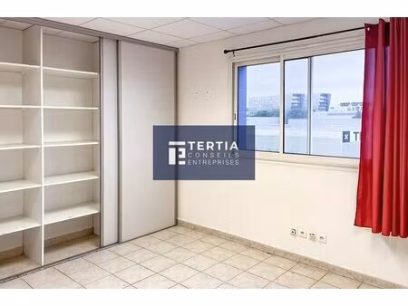 location bureaux 90 m²