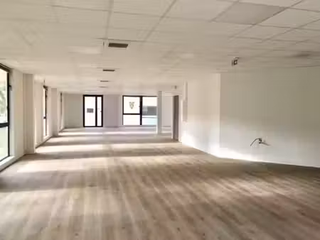location bureaux 410m²