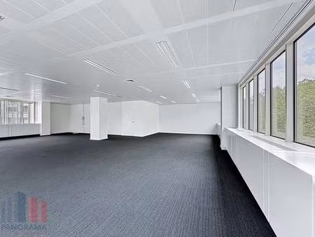 bien professionnel à louer à bruxelles € 2.035 (lp662) - panorama b2b brussel kantoren | z