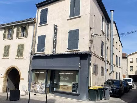 local commercial de 130 m² à caluire-et-cuire