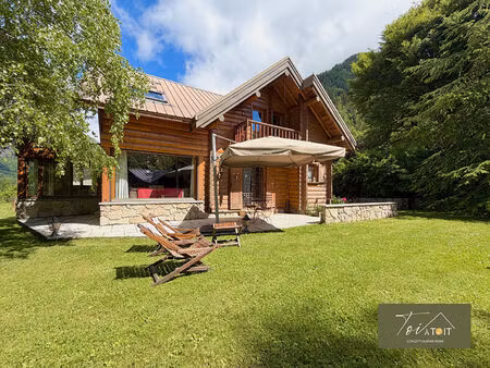 chalet t5 dans un coin de paradis sur la route d'orcières