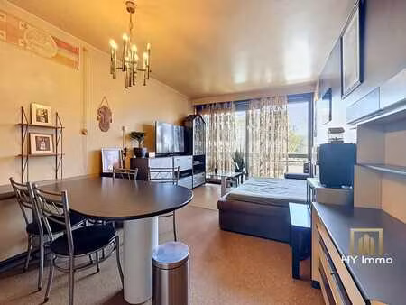 a renover - a deux pas de la digue - appartement 1 chambre a