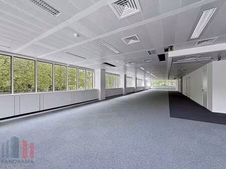 immeuble de bureaux de 987 m² avec prestations haut de ga...