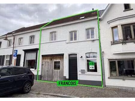 maison familiale avec 4 chambres dans un quartier calme à e…