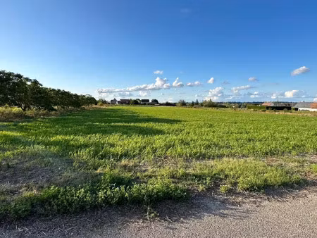 vente terrain 330 m² à luynes (37230)  95 000 €