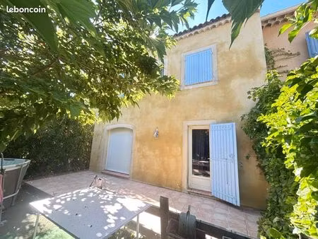 maison agréable 4 chambres  jardin et garage