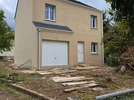 ? maison neuve rt2020 – 3 chambres dont une suite parentale – grand terrain – garage – pro