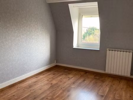 appartement t2 proche isat