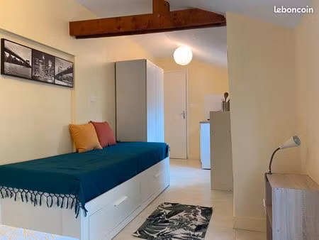 joli studio meublé proche ipmr