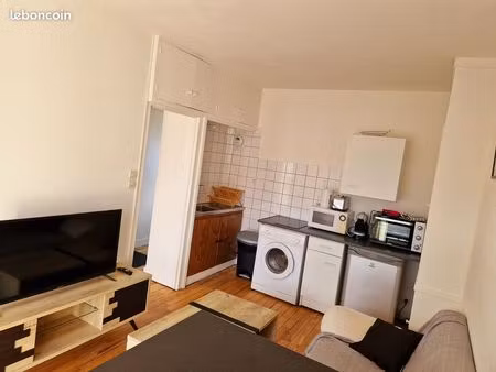 appartement t2 entierement meublé
