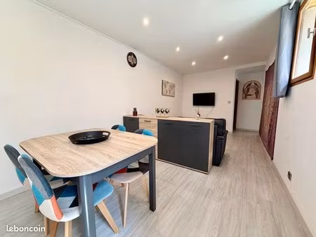t3 meublé 53 m² – centre historique de pernes-les-fontaines