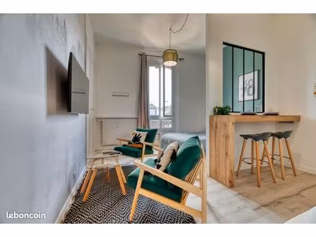 studio meublé 23m2