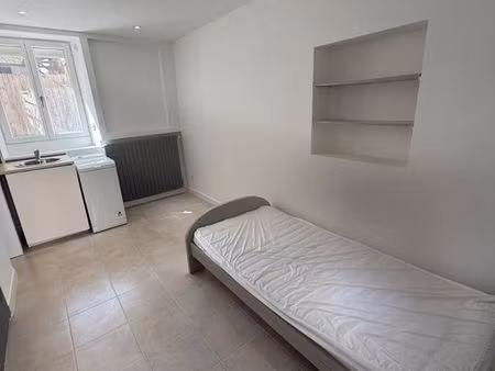 ​2 studios meublés (17m² et 19m²) – longjumeau – proche tram 12 gravigny